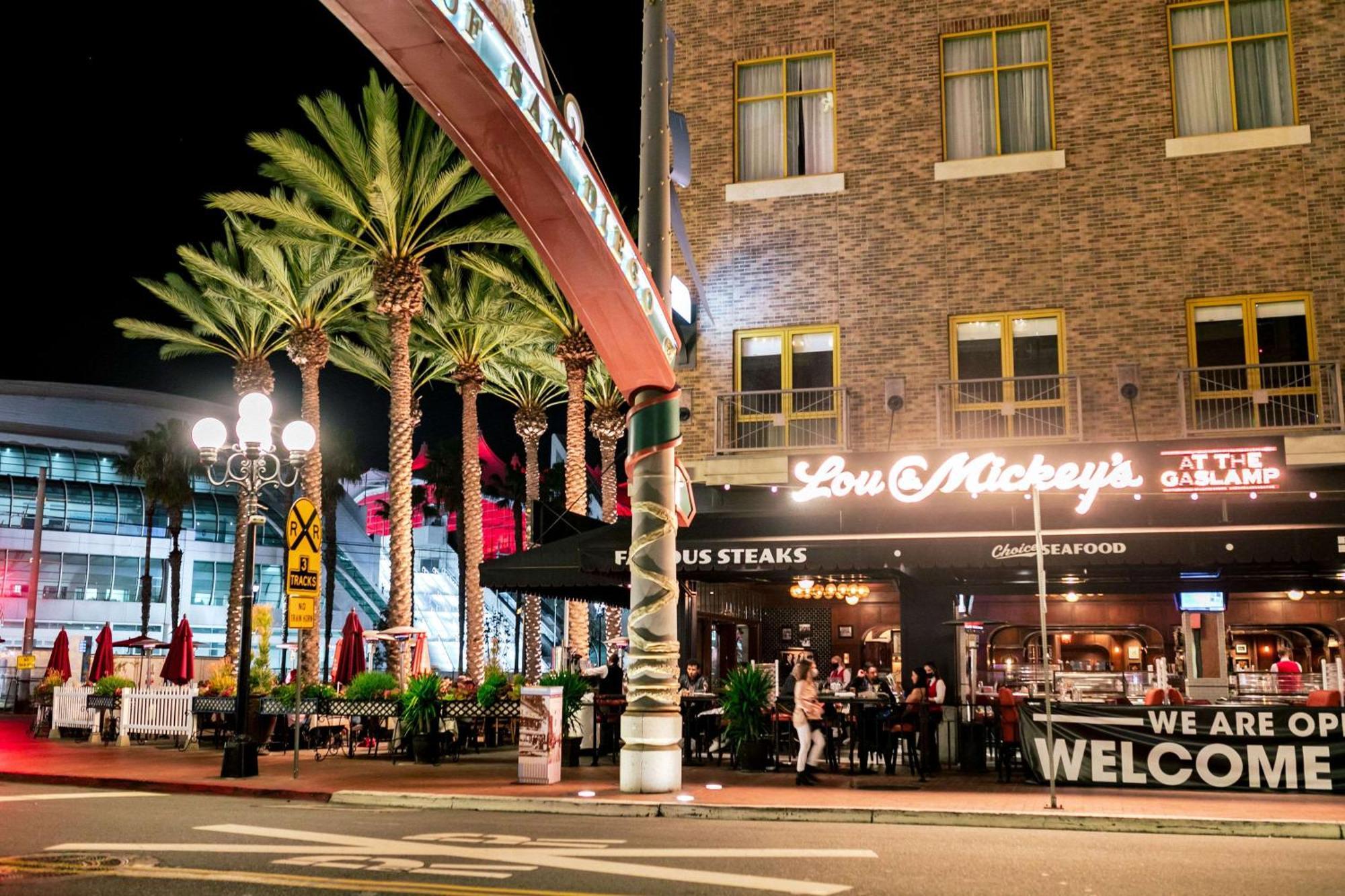 Hilton San Diego Gaslamp Quarter Kültér fotó